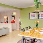וילה Family With Terrace, Hot Tub, Pool, View And Grill In