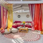 فيلة Family With Terrace, Hot Tub, Pool, View And Grill In *