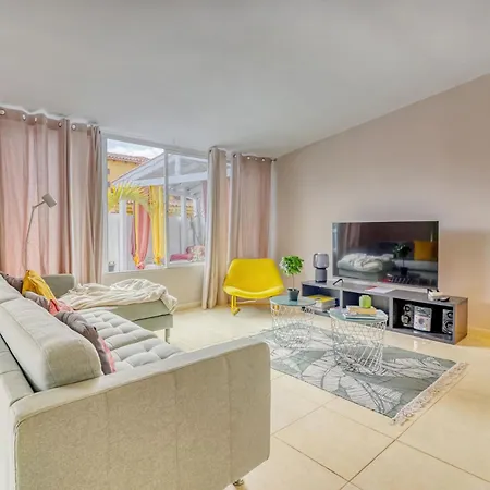 Family With Terrace, Hot Tub, Ac, Pool, View And Grill In * Chayofa